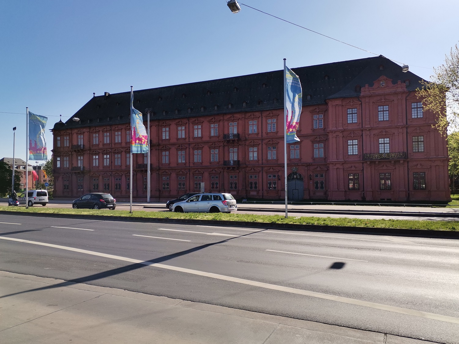 …Politik!